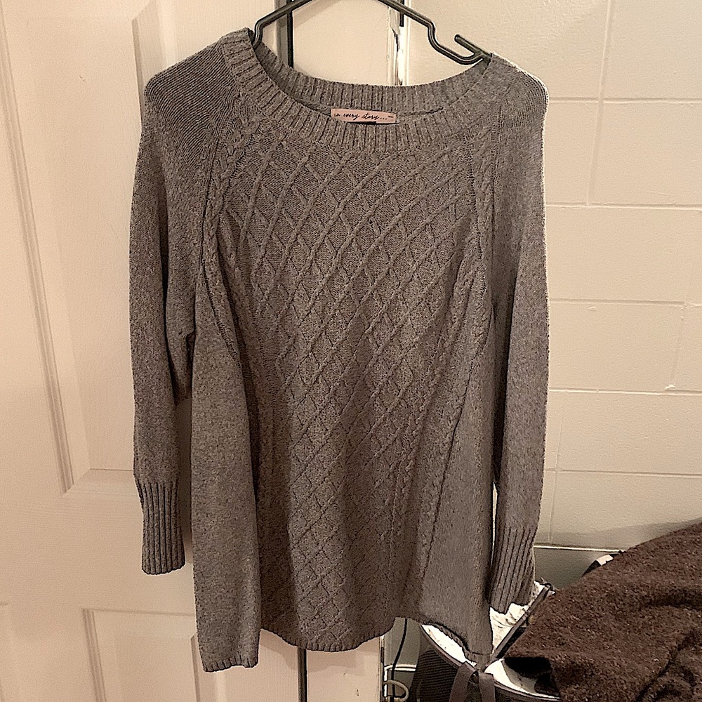 3 comfortable sweater - Picture 3 of 3